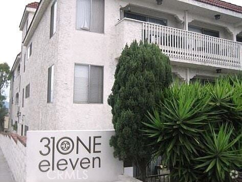 Building Photo - 3111 4th St Rental