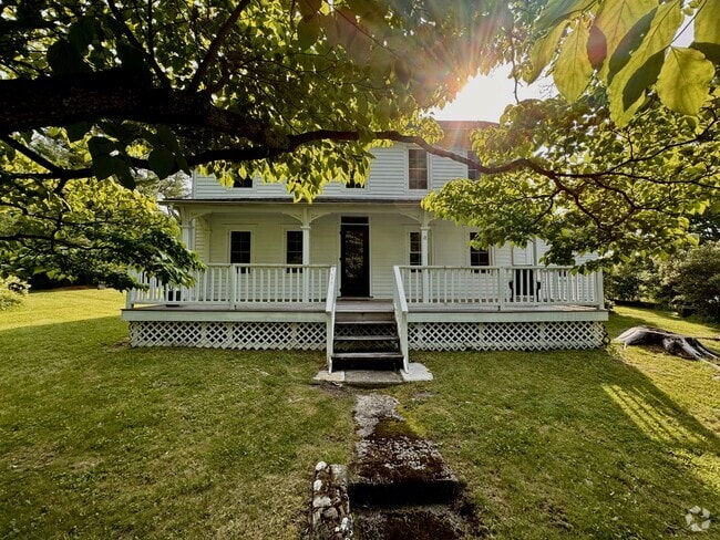 Building Photo - 1100 Harlemville Rd Rental