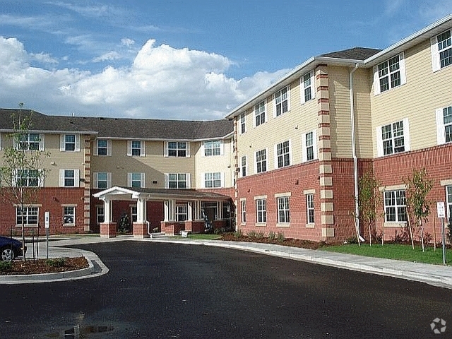 Legacy Cheyenne Exterior - Legacy Cheyenne Senior Residences Rental