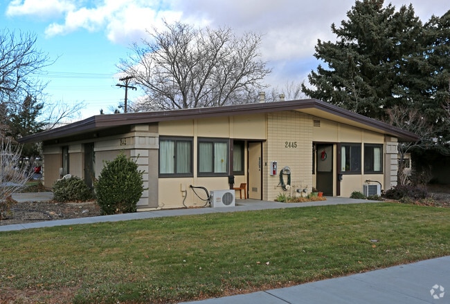 Primary Photo - Tom Sawyer Village Rental