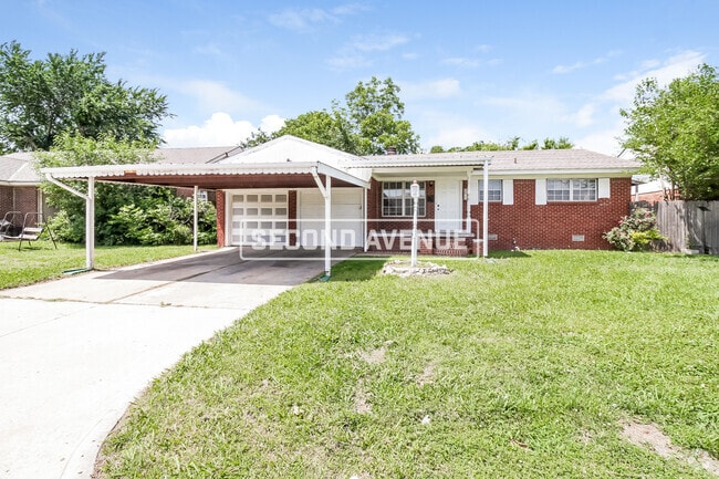Building Photo - 2517 SW 67th St Rental