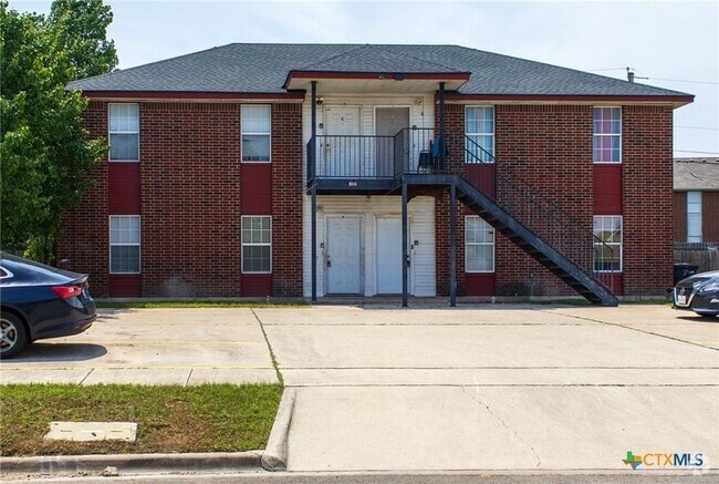 Building Photo - 1601 Benttree Dr Rental