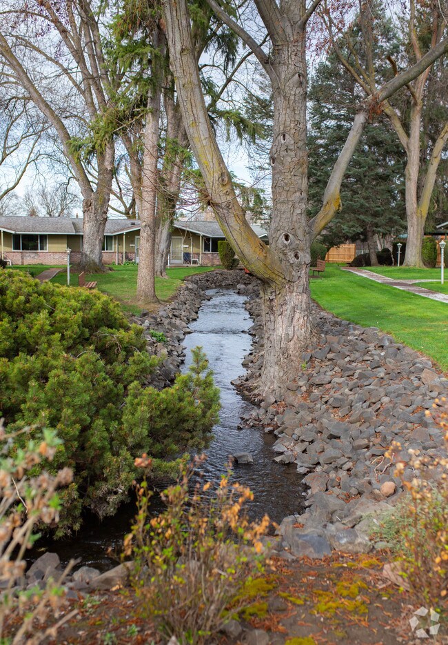 Building Photo - Brookhaven Quarters Rental