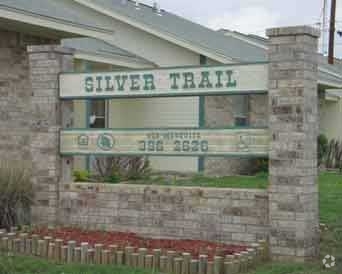 Building Photo - Silver Trail Apartments