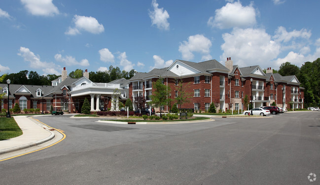 Waltonwood Cary Parkway - Waltonwood Cary Parkway Apartments