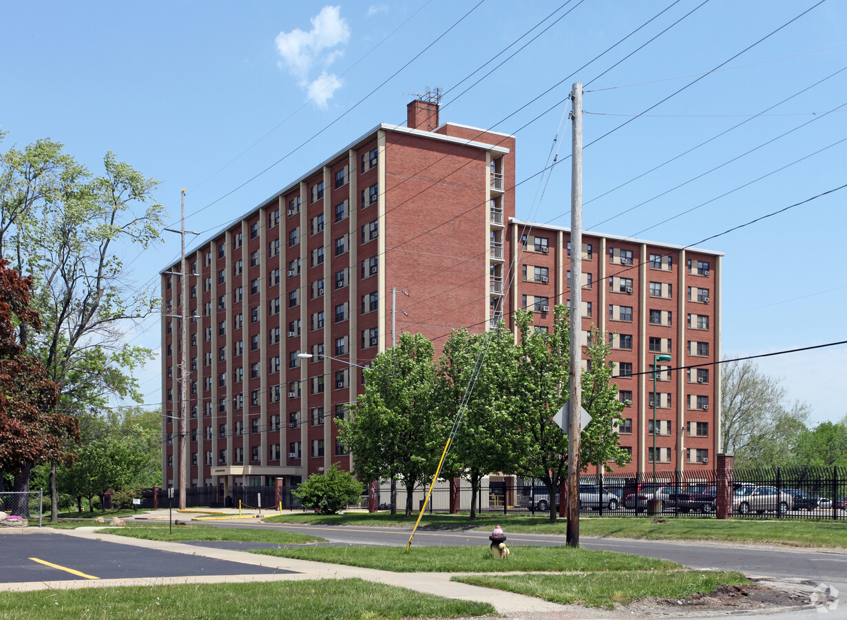 Photo - Riverview Apartments