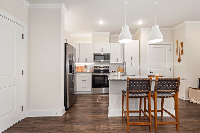 Building Photo - Mariposa at Communications Parkway Rental