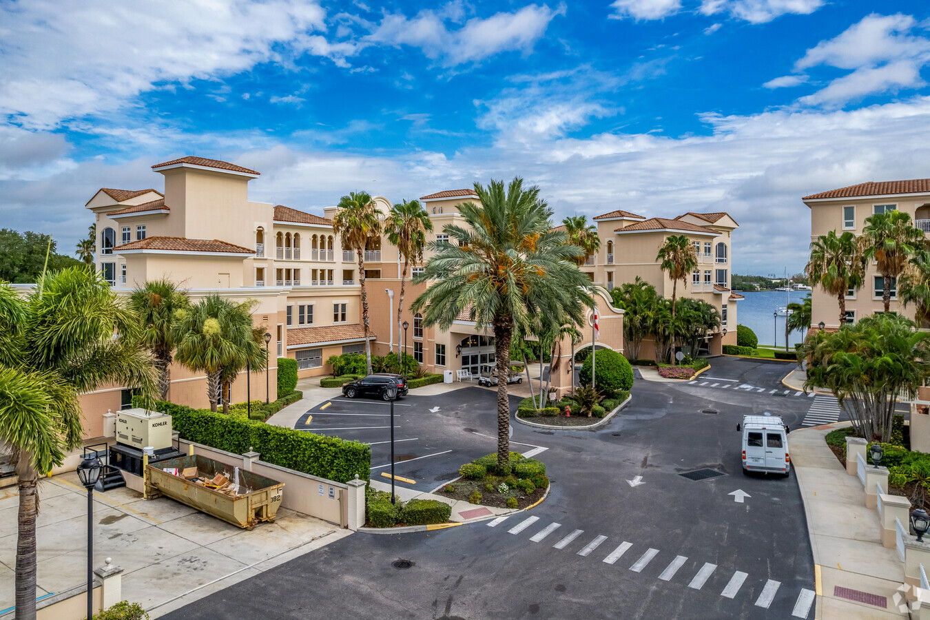 Westminster Shores - Westminster Shores Apartments