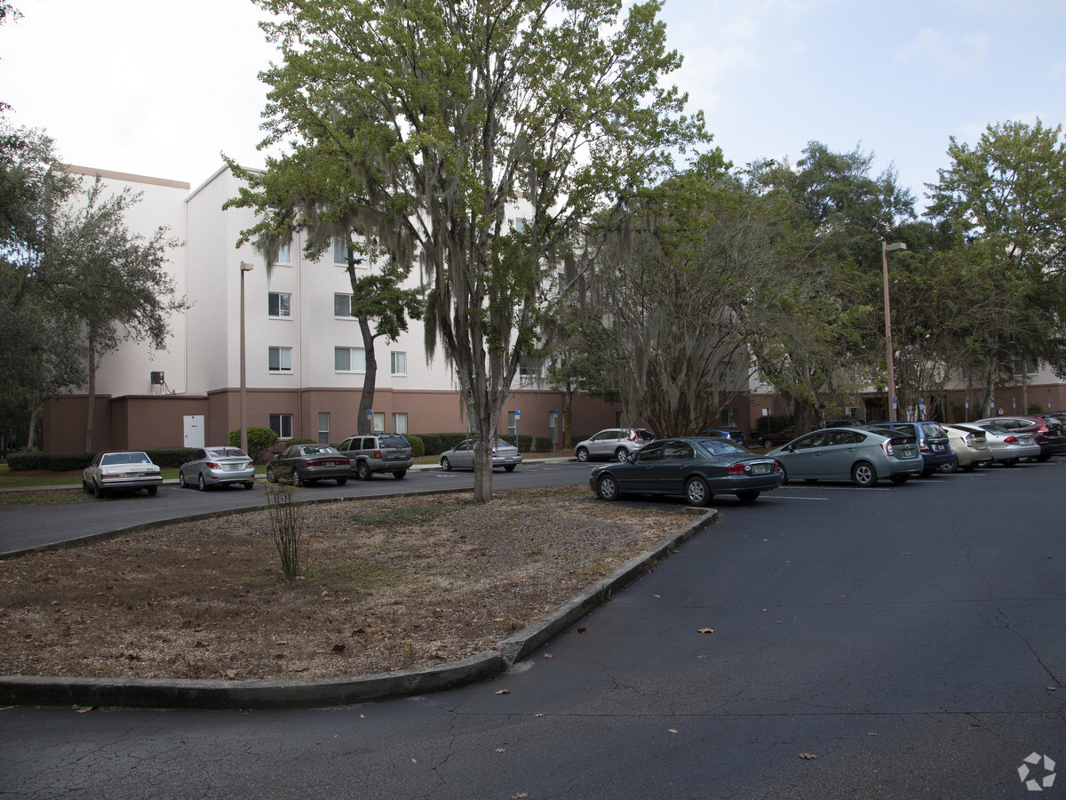 Atrium at Gainesville - Atrium at Gainesville Apartments