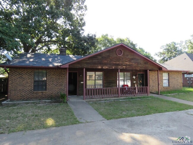 Building Photo - 11 Dawn Cir Rental