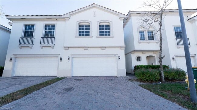 Photo - 7005 Romana Way Townhome