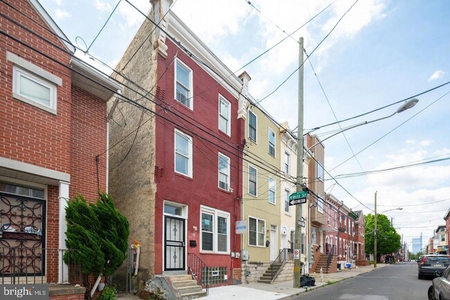 Photo - 1817 N Gratz St Townhome