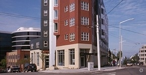 Building Photo - Plymouth Place Rental