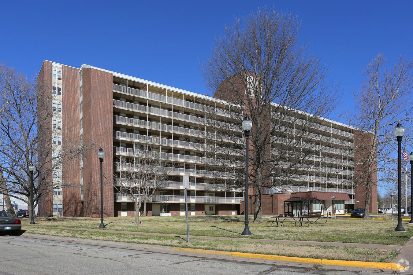 Nine Tribes Tower - Nine Tribes Tower Apartments