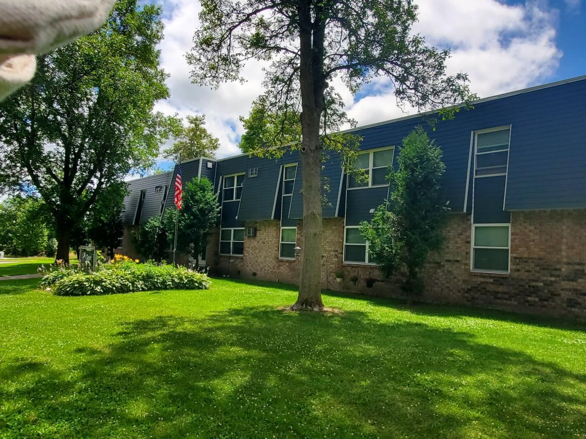 Clear Lake - Clear Lake Apartments