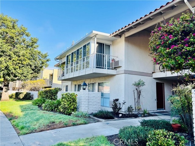 Building Photo - 2106 Ronda Granada