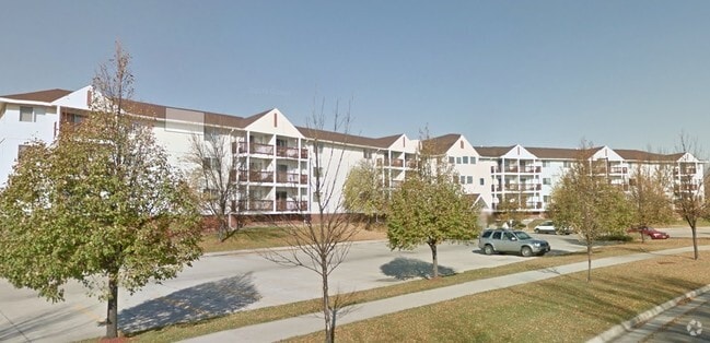 Building Photo - Briarwood Apartments