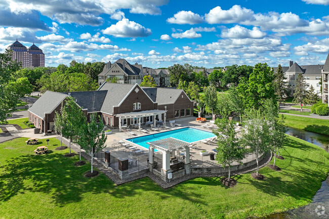 Building Photo - Arrive Minnetonka Rental