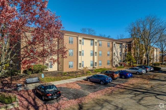 Building Photo - Harris-Askins House Rental