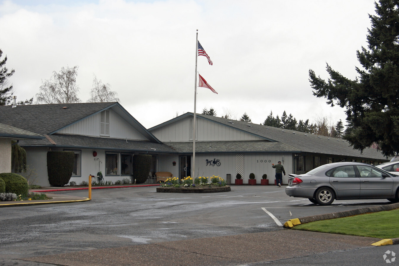 Photo - Kamlu Retirement Inn Apartments