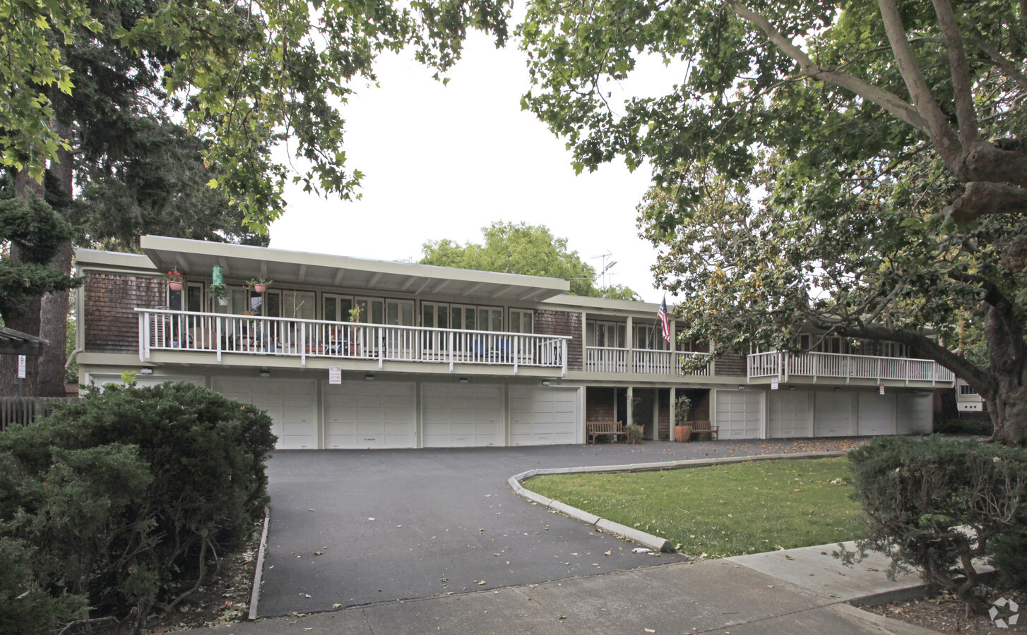 Photo - Partridge Kennedy Apartments