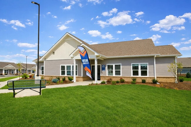 Building Photo - Sunspring Apartments