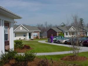 Hickory Knoll - Hickory Knoll Apartments