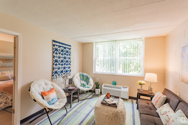 1BR, 1BA - Magnolia Terrace Apartments