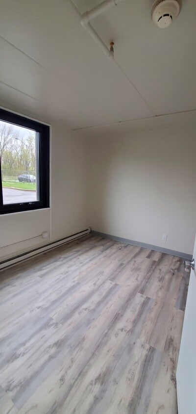 Floor Plan - Two Bedroom