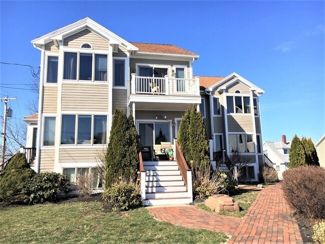 Photo - 141 Groves Ave Rental