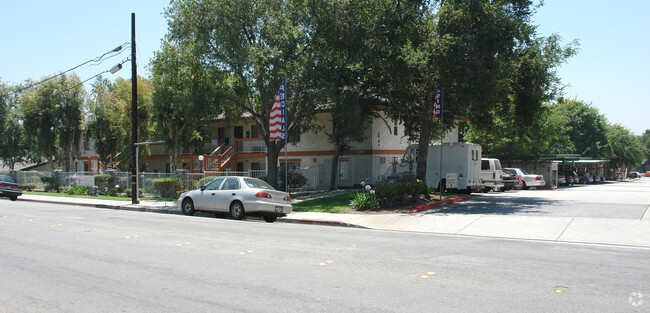 Whispering Fountains At Monrovia - Whispering Fountains At Monrovia Apartments