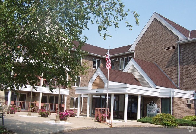 Building Photo - Heritage House Rental