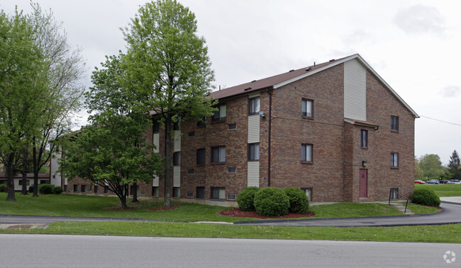 Primary Photo - Hillcrest Elderly Apartments