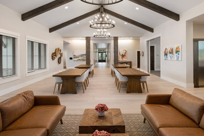 Building Photo - Cadence at Bainbridge