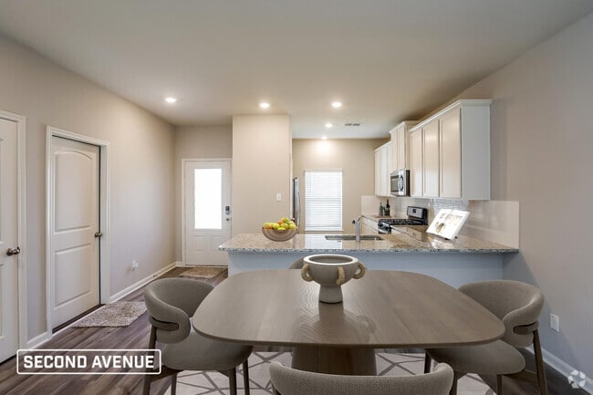 Building Photo - 2020 Meadow Dr Rental