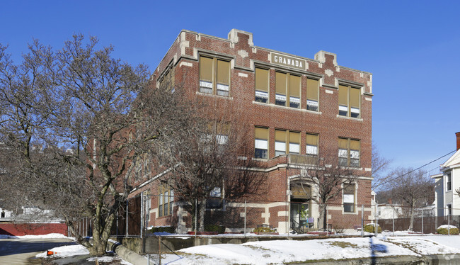 Primary Photo - Granada  Apartments