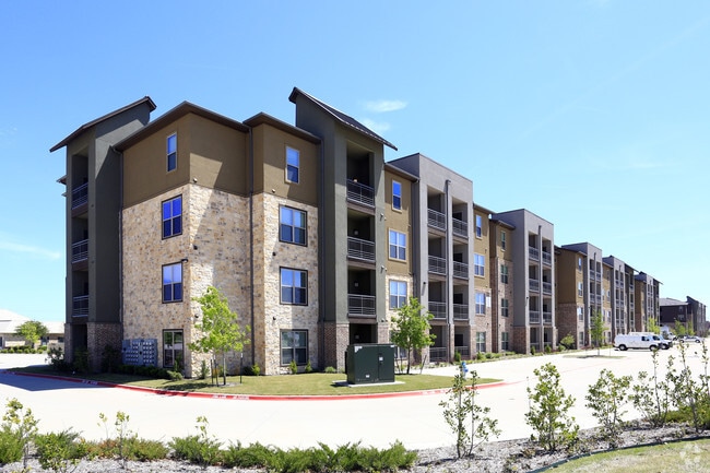 Building Photo - Larkspur at Twin Creeks