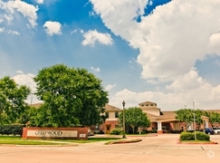 Primary Photo - Brooks Manor Apartments