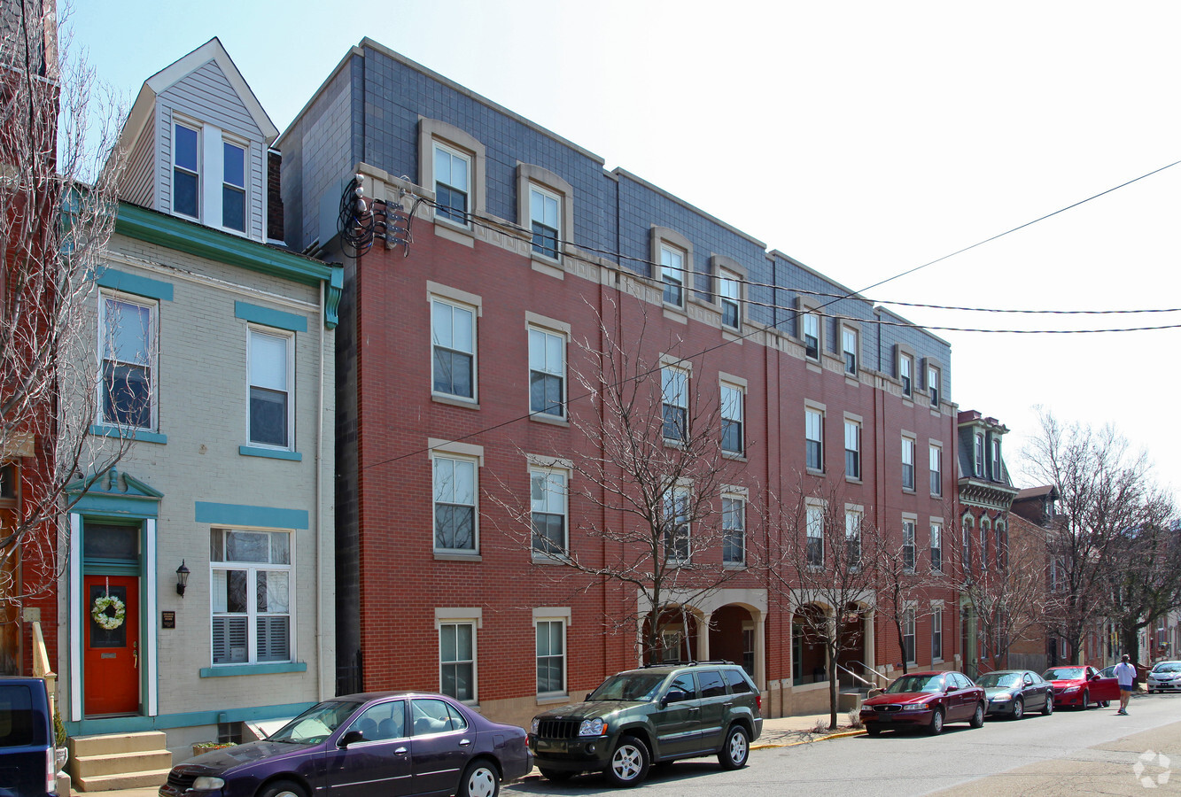 Photo - Arch Court Apartments