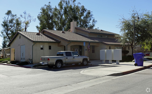 Primary Photo - Yucaipa Crest Rental