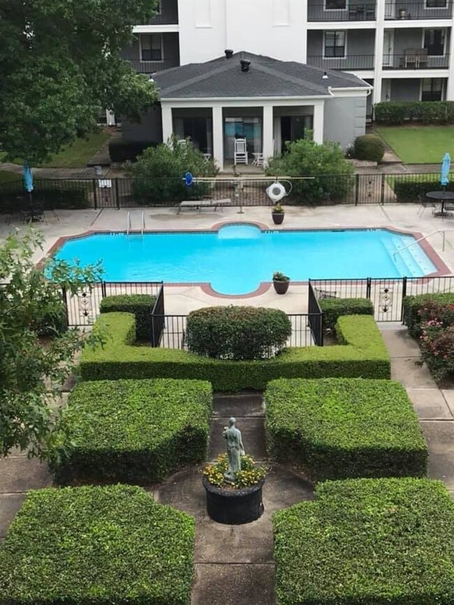 Carleton Apartments Jackson, Mississippi 0 unit available After55