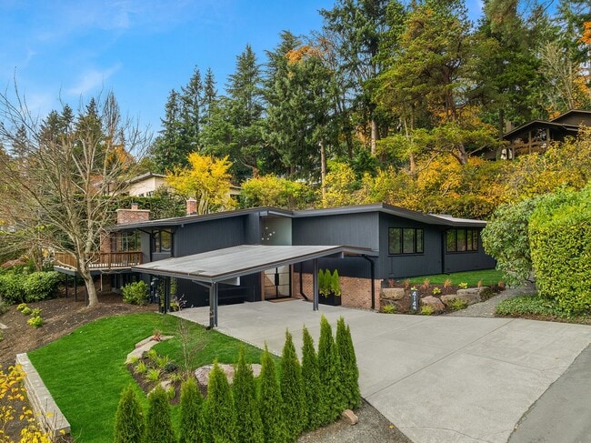 Building Photo - 4148 Boulevard Pl