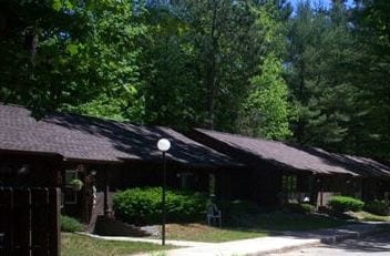 Building Photo - Deerfield Villa Apartments