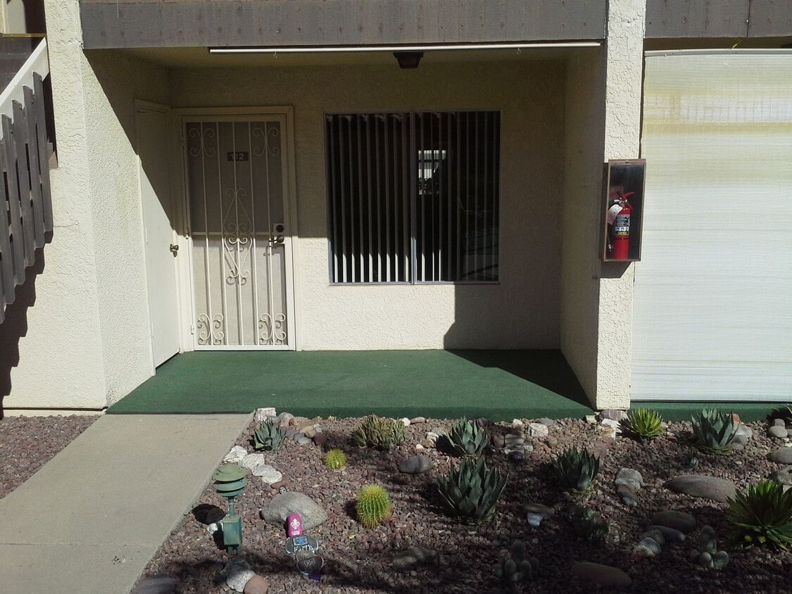 Floor Plan - 1 Bedroom 1 Bath - 44102