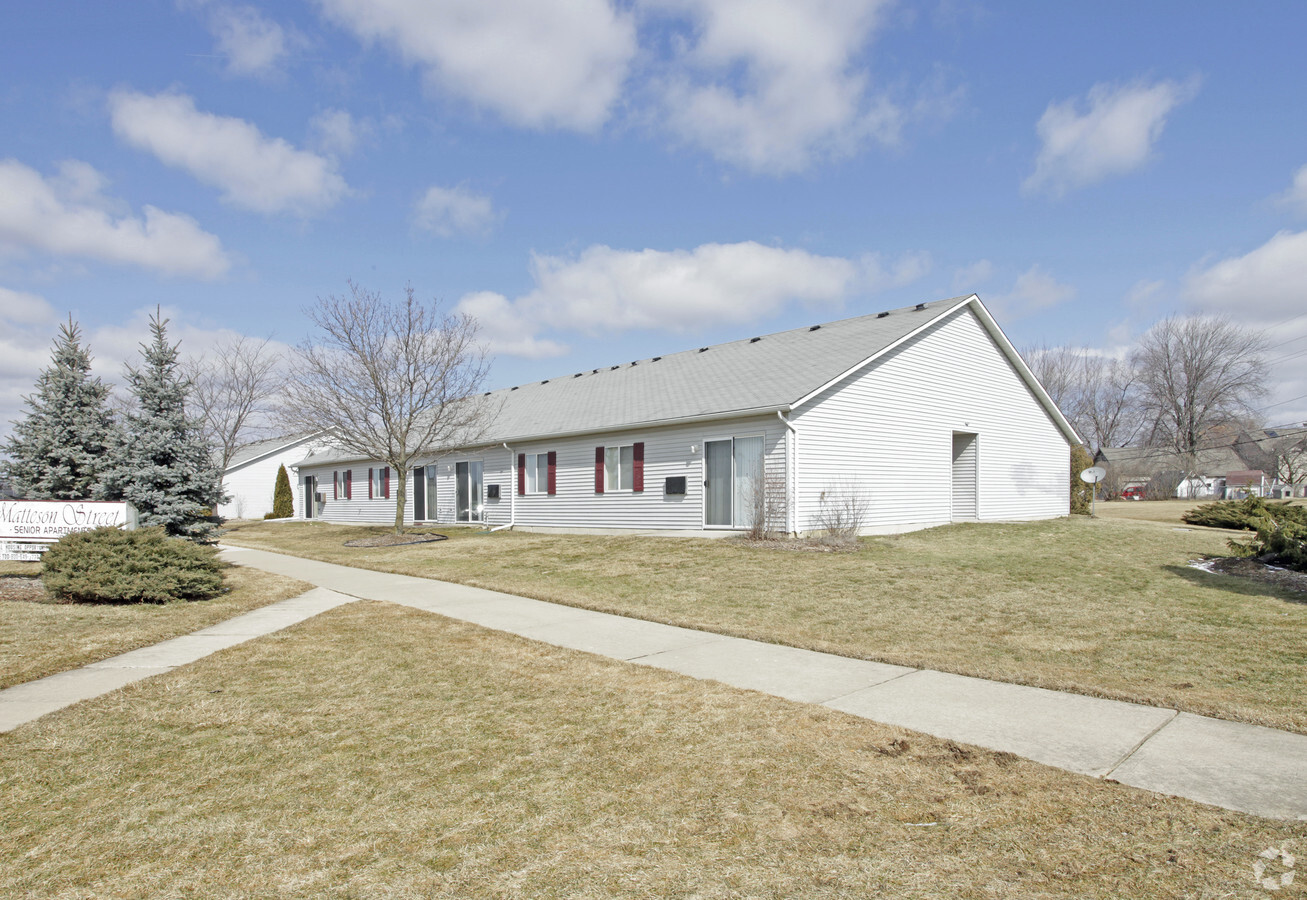 Matteson Street Apartments - Matteson Street Apartments