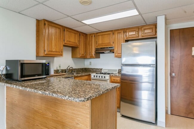 Kitchen - Harbour View Apartments