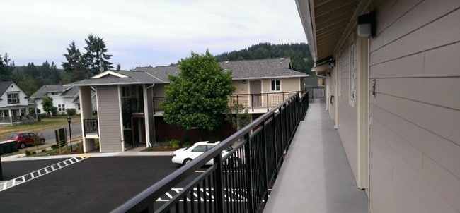 Primary Photo - Sandstone Apartments