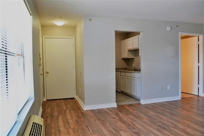 Photo - 701 W Sycamore St Unit 104 Condo
