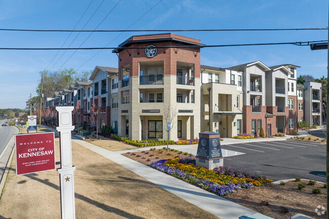 Building Photo - The Legacy at Walton Kennesaw Mountain Rental