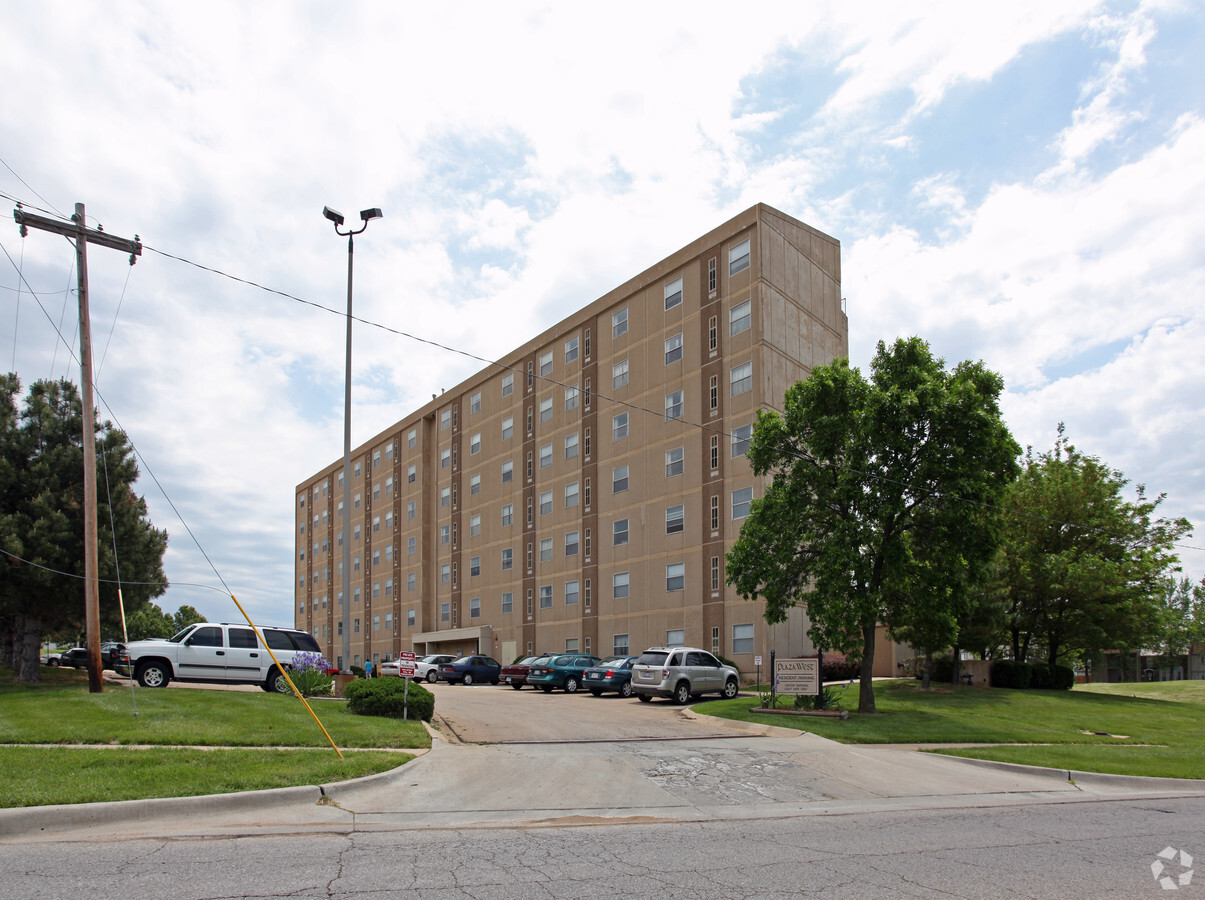 Photo - Plaza West Apartments